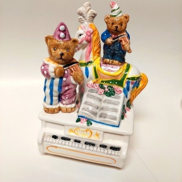 Heritage Mint "Clowning Around" Music Box - Picture 1 of 13